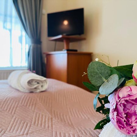 久洛Cozy Garden Apartman公寓 外观 照片